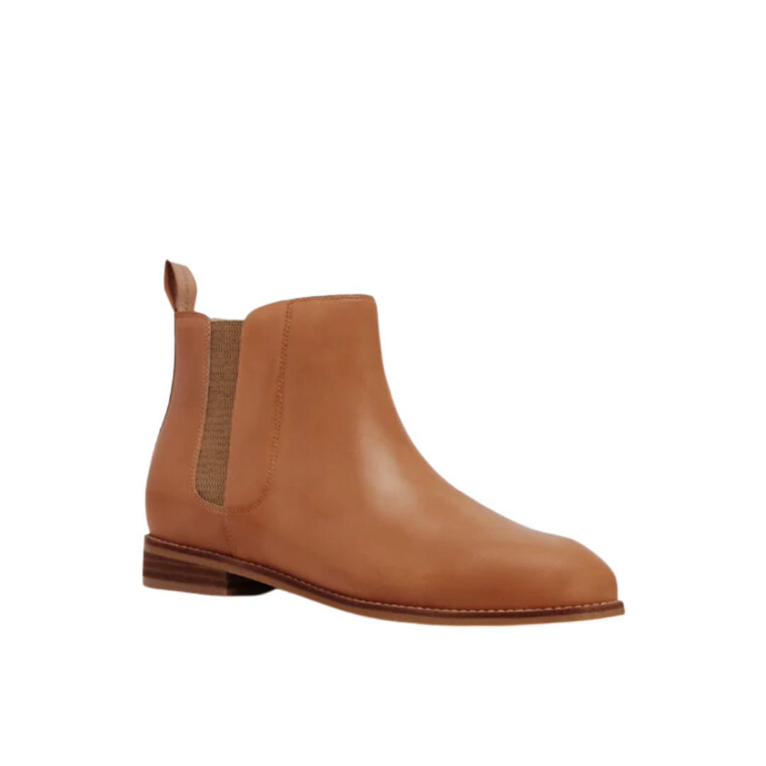 Frankie4 Women’s low heeled ankle boot with zipper and elastic gusset Tan Boot