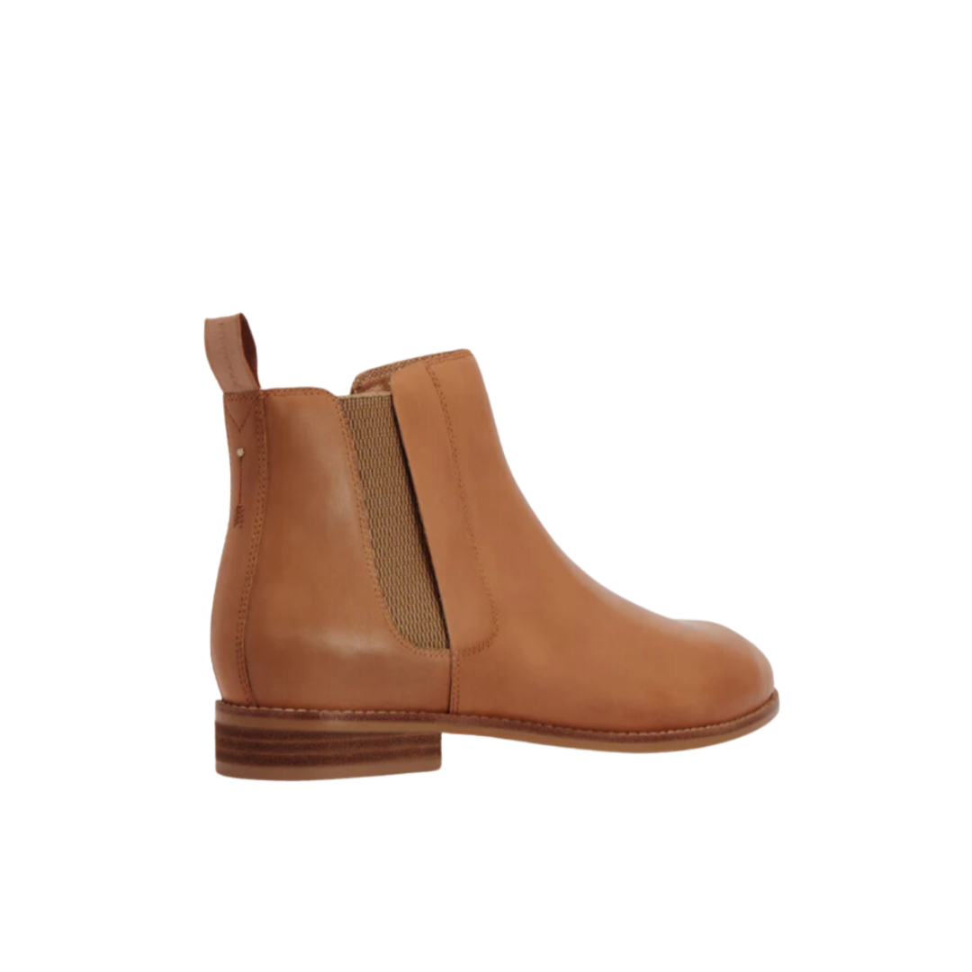 Frankie4 Women’s low heeled ankle boot with zipper and elastic gusset side view