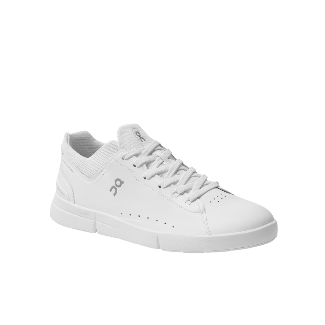 ON The Roger Advantage Women’s All White