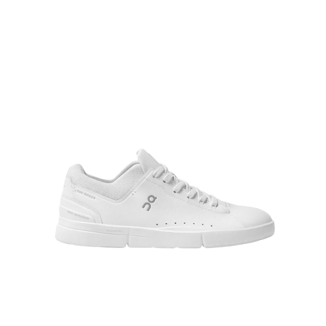 ON The Roger Advantage Women’s All White