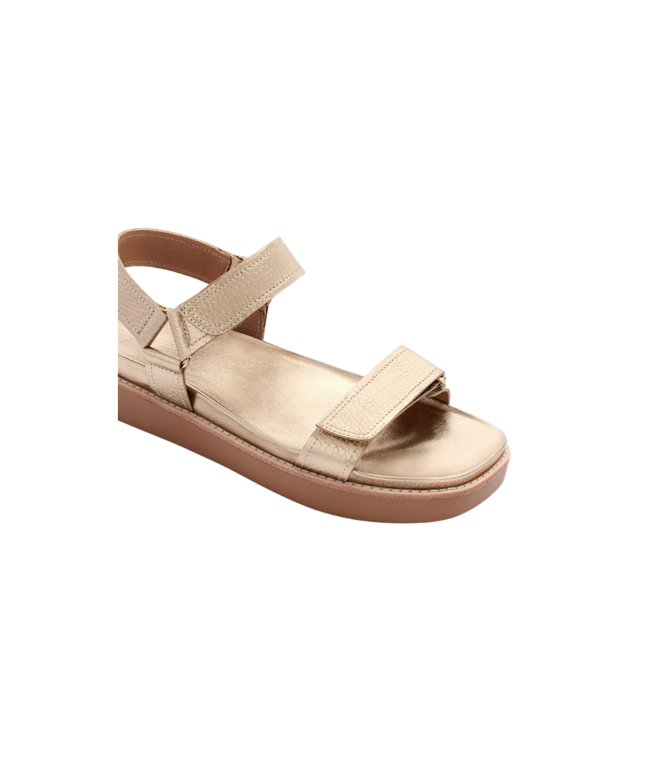 Frankie4 Zane Soft Gold Tumbled
